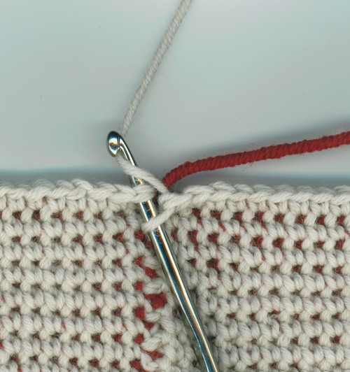 maille serrée réversible, 1er rang